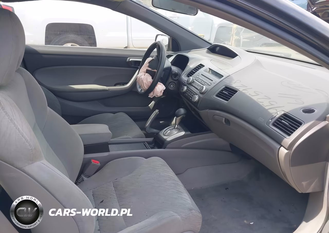 2008 Honda Civic Lx VIN:2HGFG12658H566225 - 5