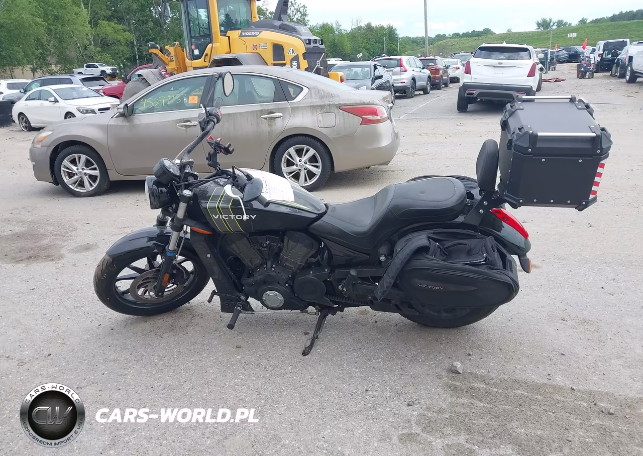 2017 Victory Motorcycles Octane VIN:5VPFTB007H3000537 - 13