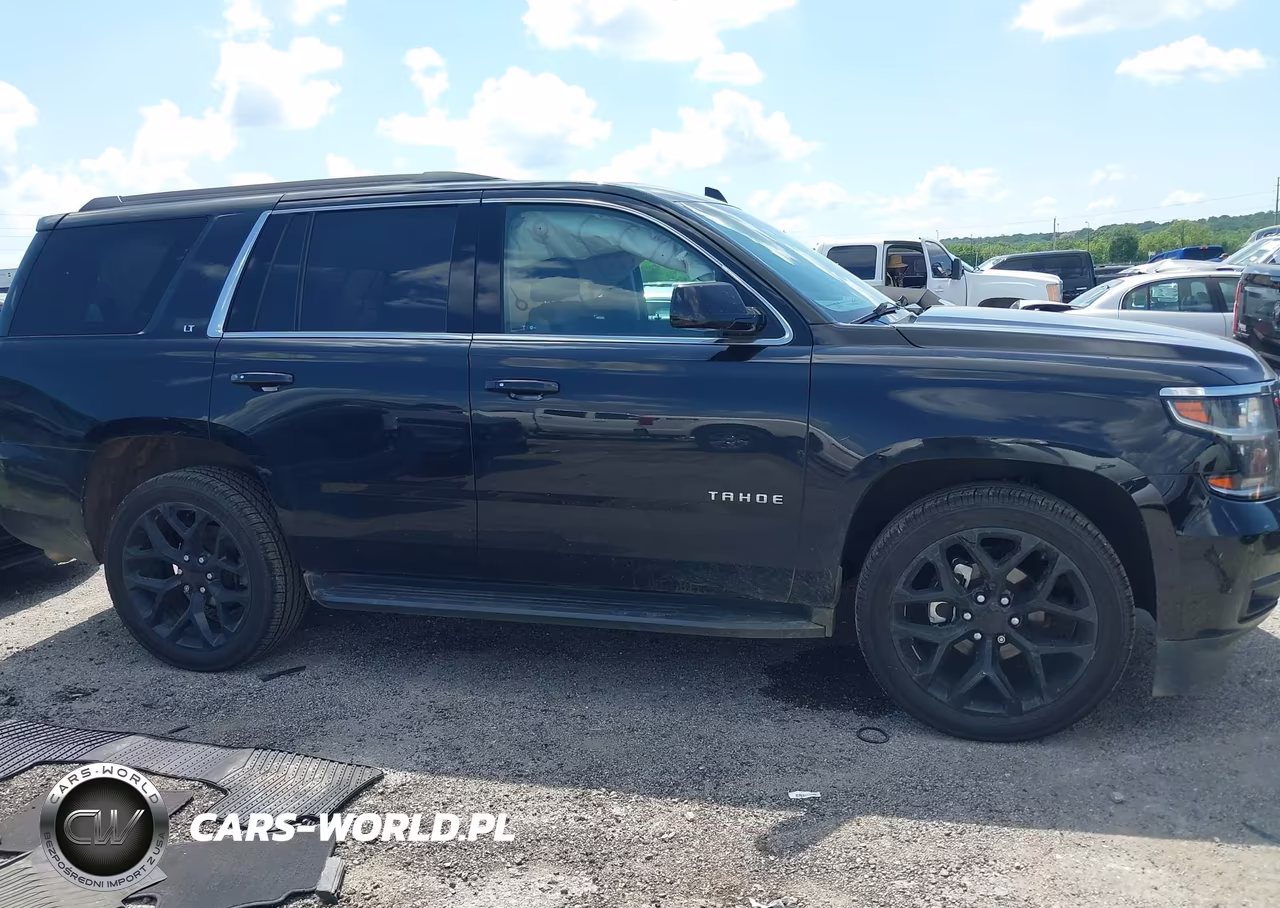 2018 Chevrolet Tahoe Lt VIN:1GNSKBKC8JR394325 - 13