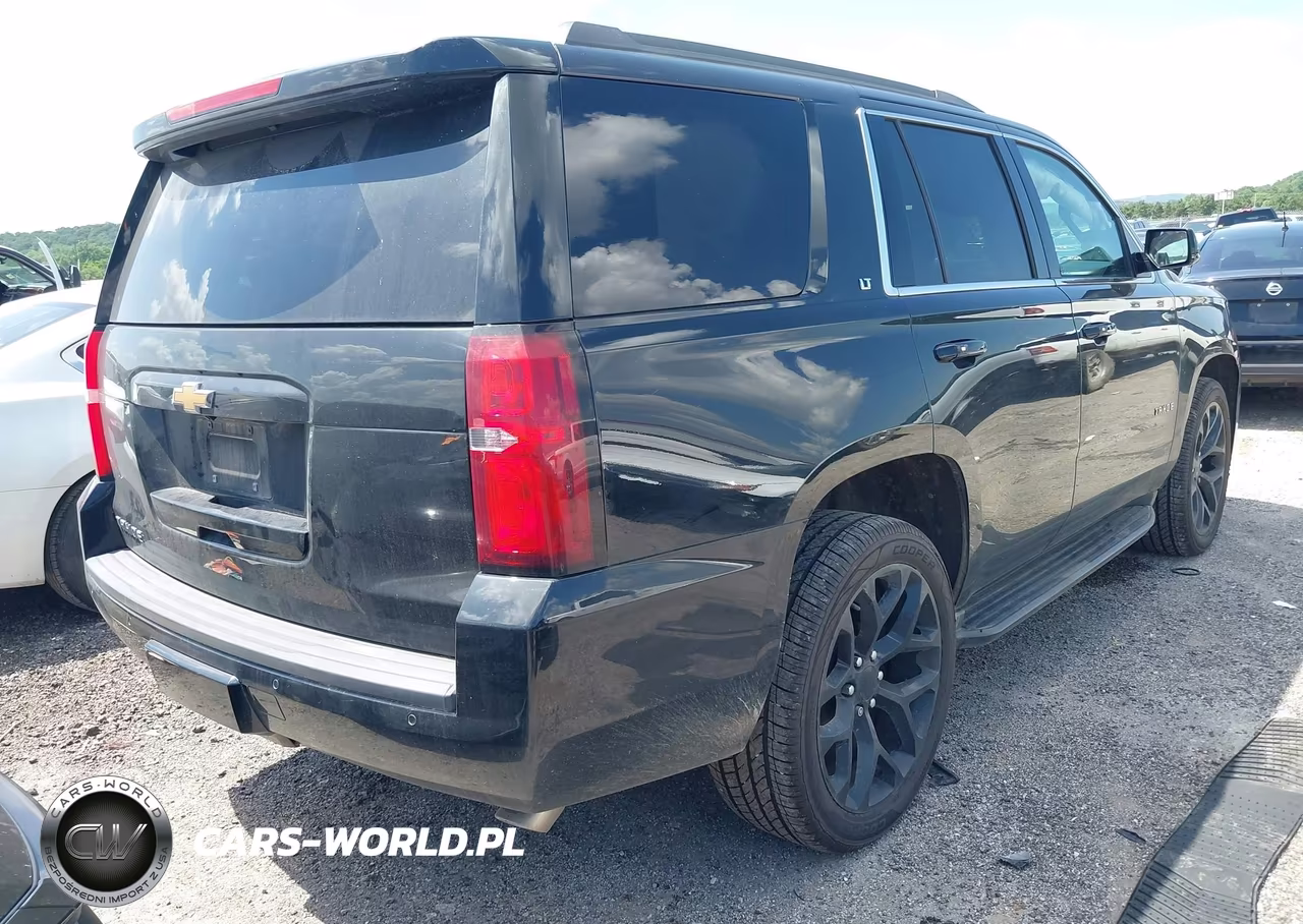 2018 Chevrolet Tahoe Lt VIN:1GNSKBKC8JR394325 - 4
