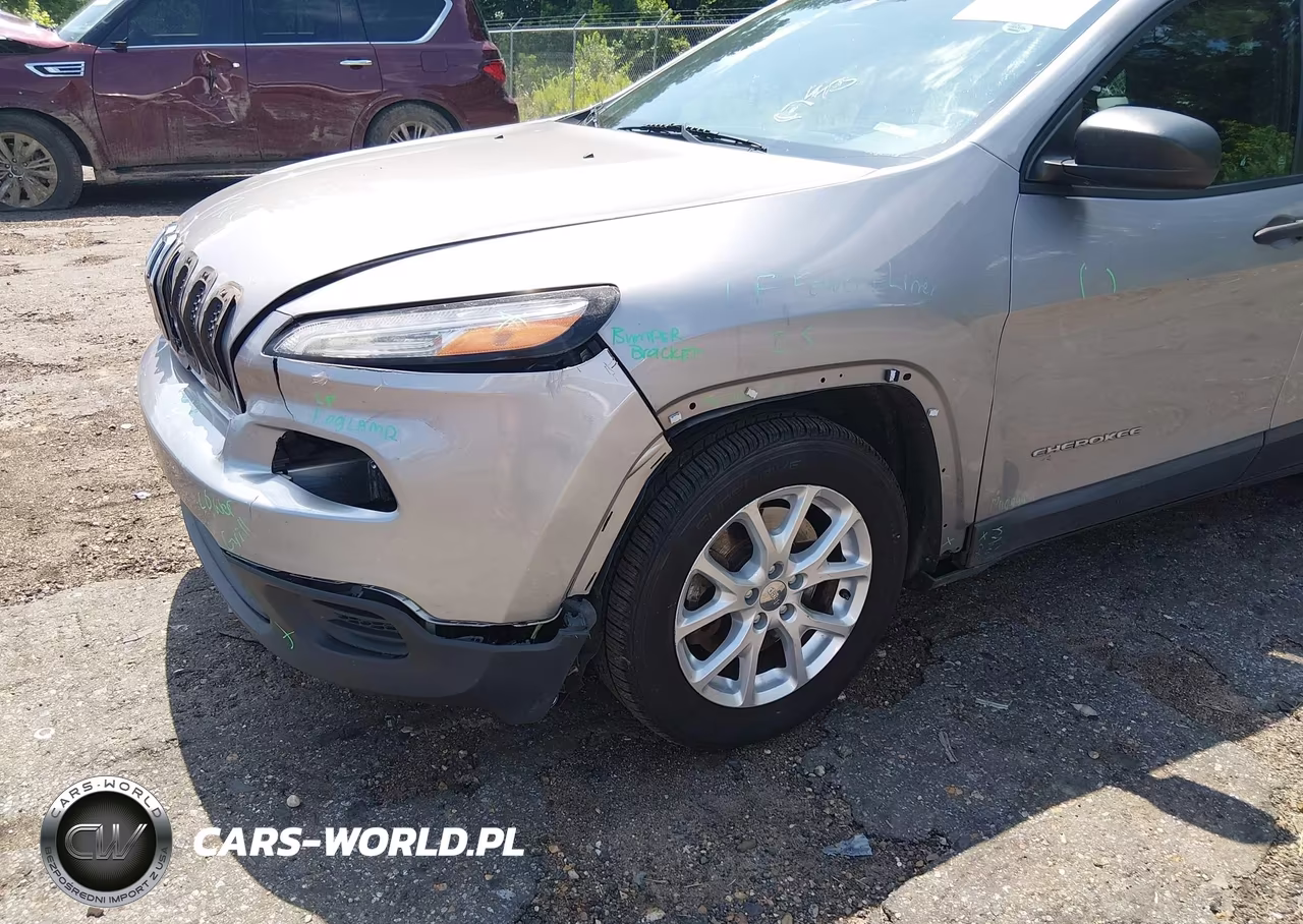2015 Jeep Cherokee Sport VIN:1C4PJLAB3FW761768 - 12