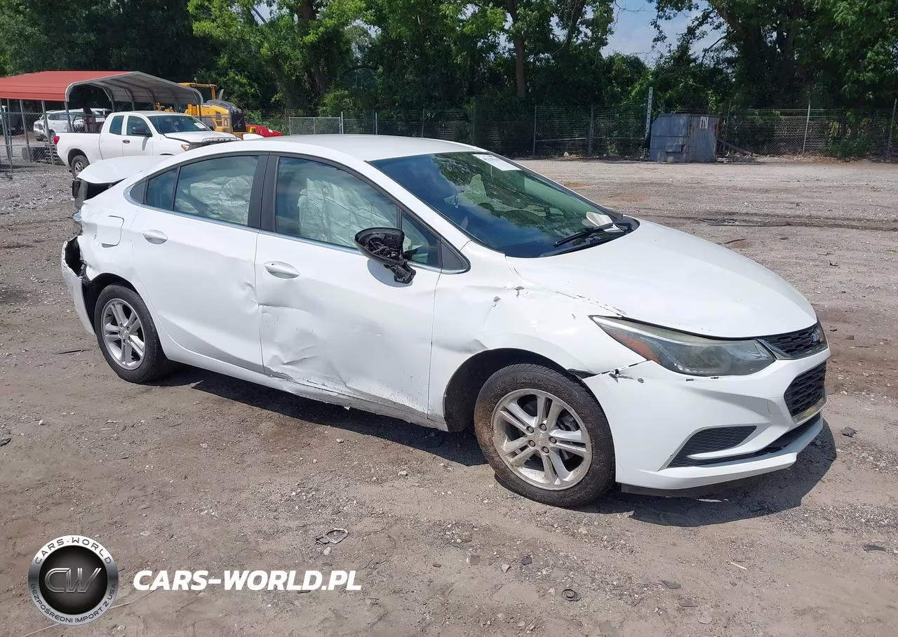 2018 Chevrolet Cruze Lt Auto – zdjęcie 1 z 16