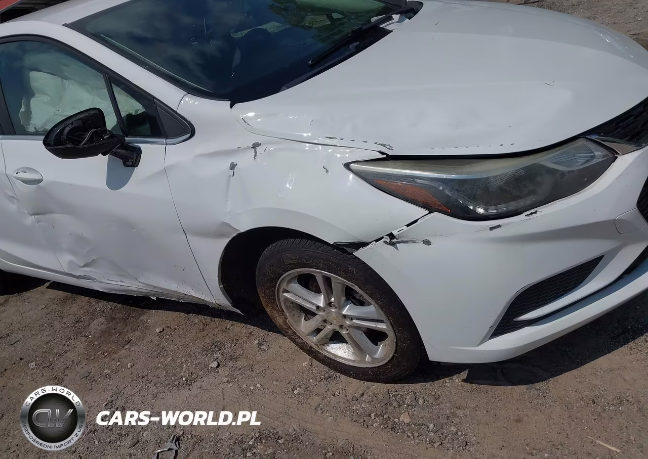 2018 Chevrolet Cruze Lt Auto VIN:1G1BE5SMXJ7114077 - 6