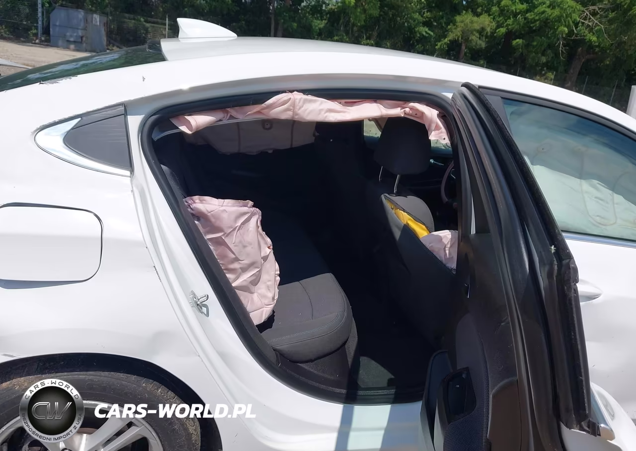 2018 Chevrolet Cruze Lt Auto VIN:1G1BE5SMXJ7114077 - 8