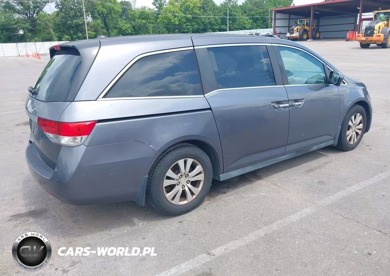 2015 Honda Odyssey Ex-L VIN:5FNRL5H65FB063223 - 4