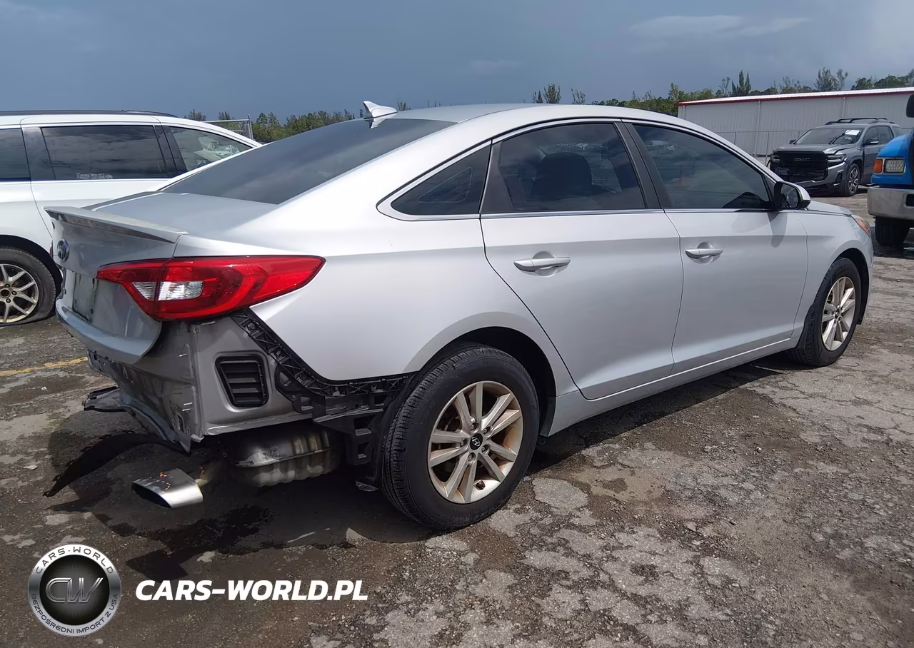 2015 Hyundai Sonata Se VIN:5NPE24AF8FH248857 - 4