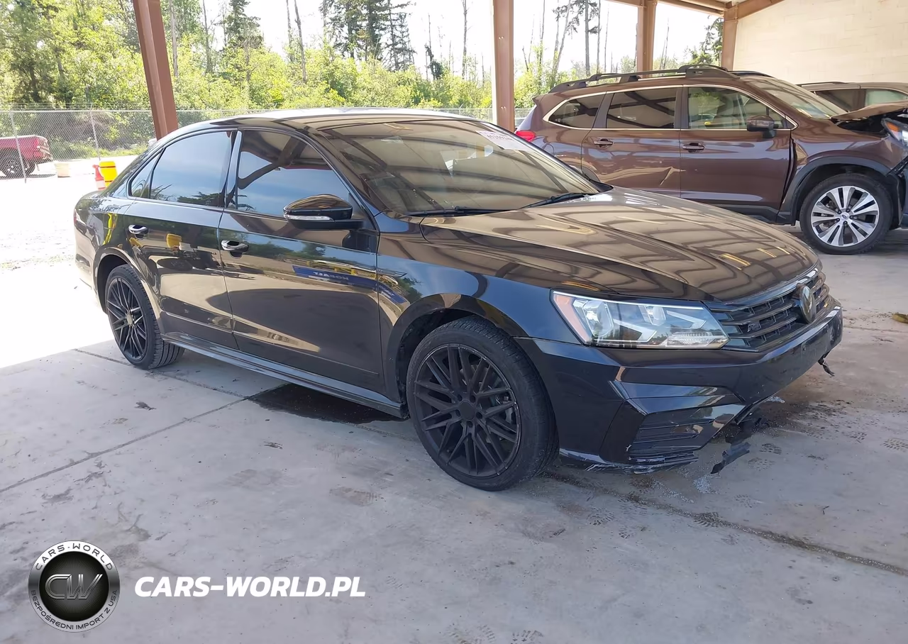 2017 Volkswagen Passat 1.8T R-Line – zdjęcie 1 z 16