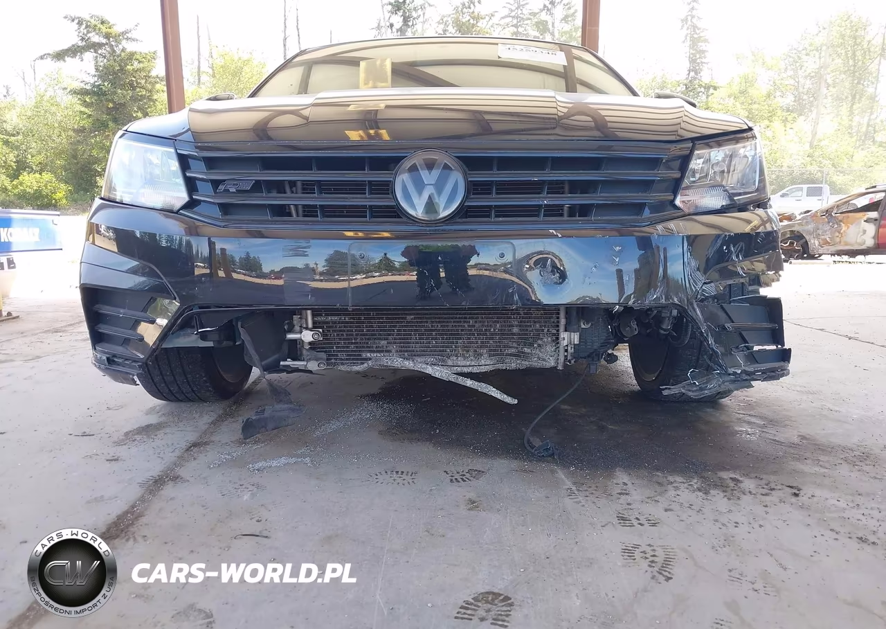 2017 Volkswagen Passat 1.8T R-Line VIN:1VWDT7A32HC068592 - 6