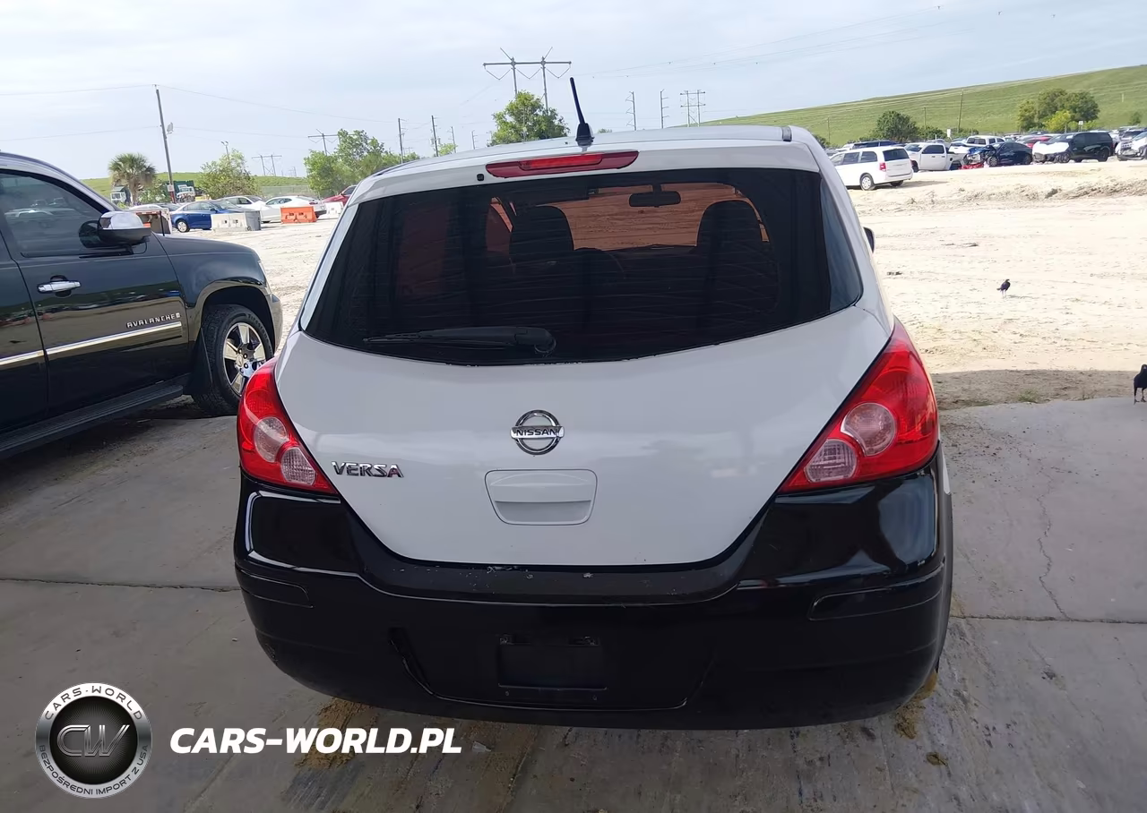 2010 Nissan Versa 1.8S VIN:3N1BC1CP4AL376870 - 16