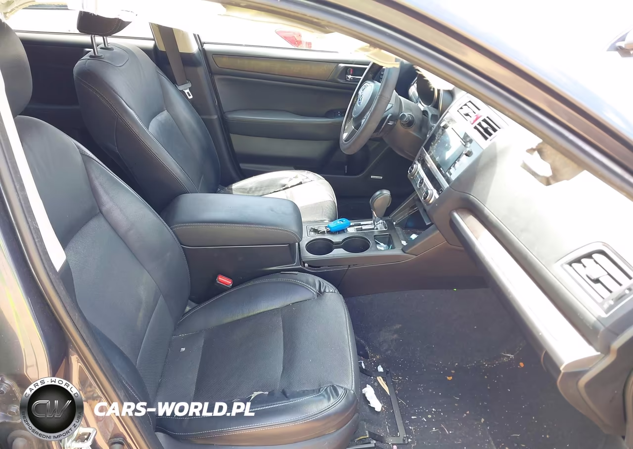 2017 Subaru Outback 2.5I Limited VIN:4S4BSANC3H3338994 - 5