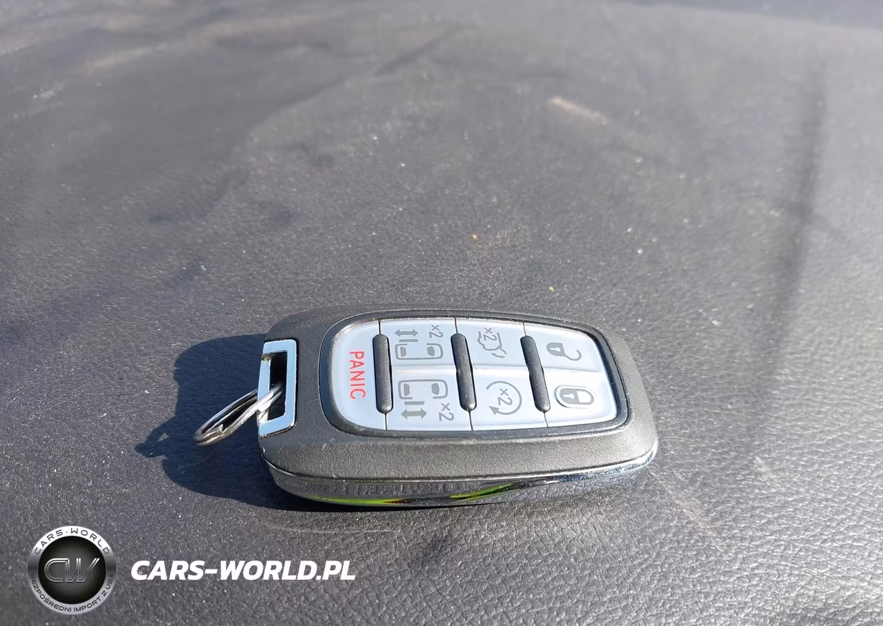 2025 Chrysler Pacifica Select VIN:2C4RC1BG8SR521104 - 11