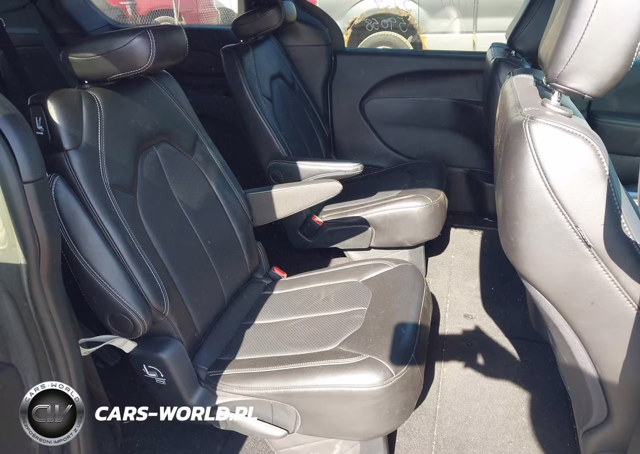 2025 Chrysler Pacifica Select VIN:2C4RC1BG8SR521104 - 8