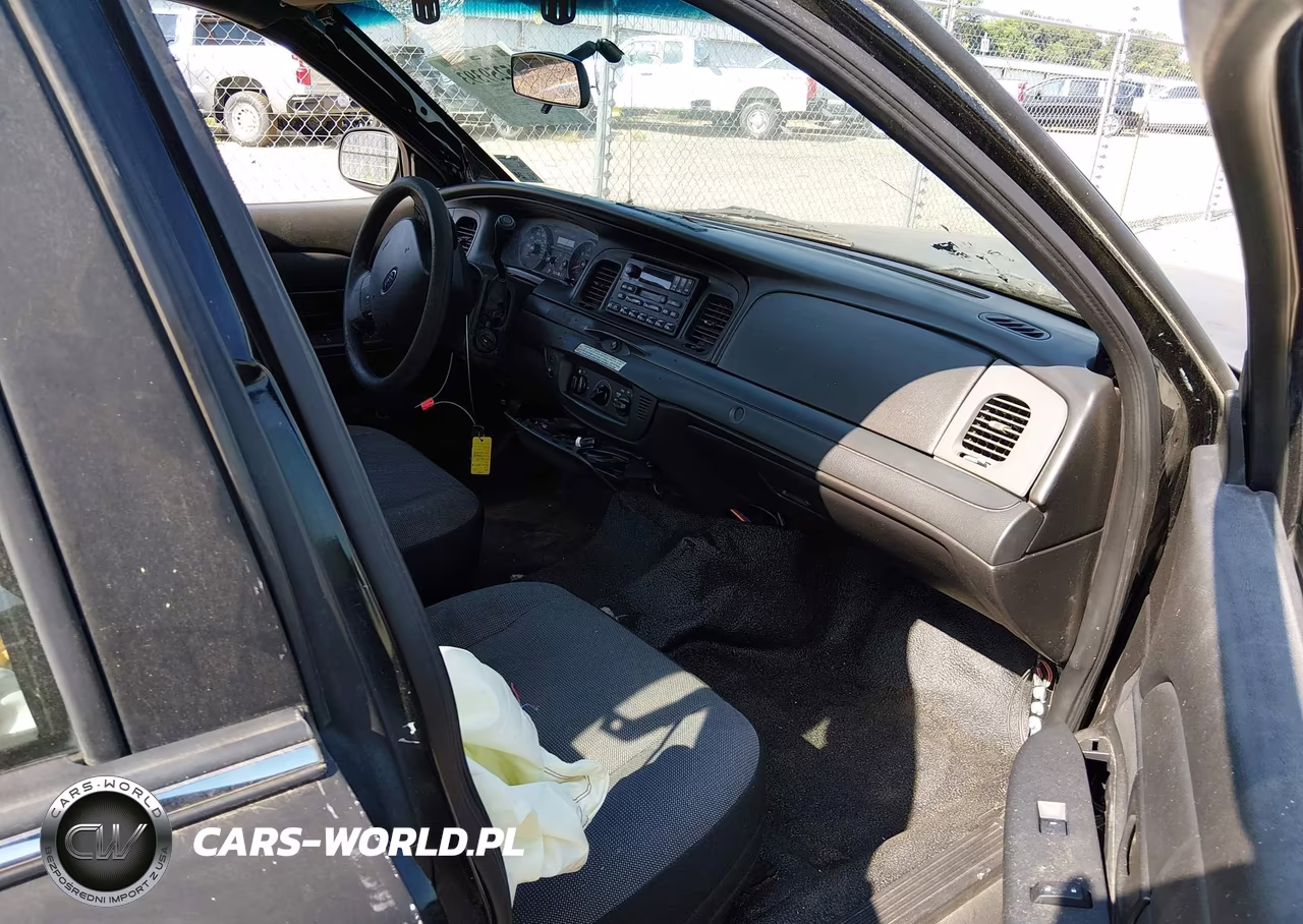2009 Ford Crown Victoria Police-Police Interceptor VIN:2FAHP71V99X145575 - 5