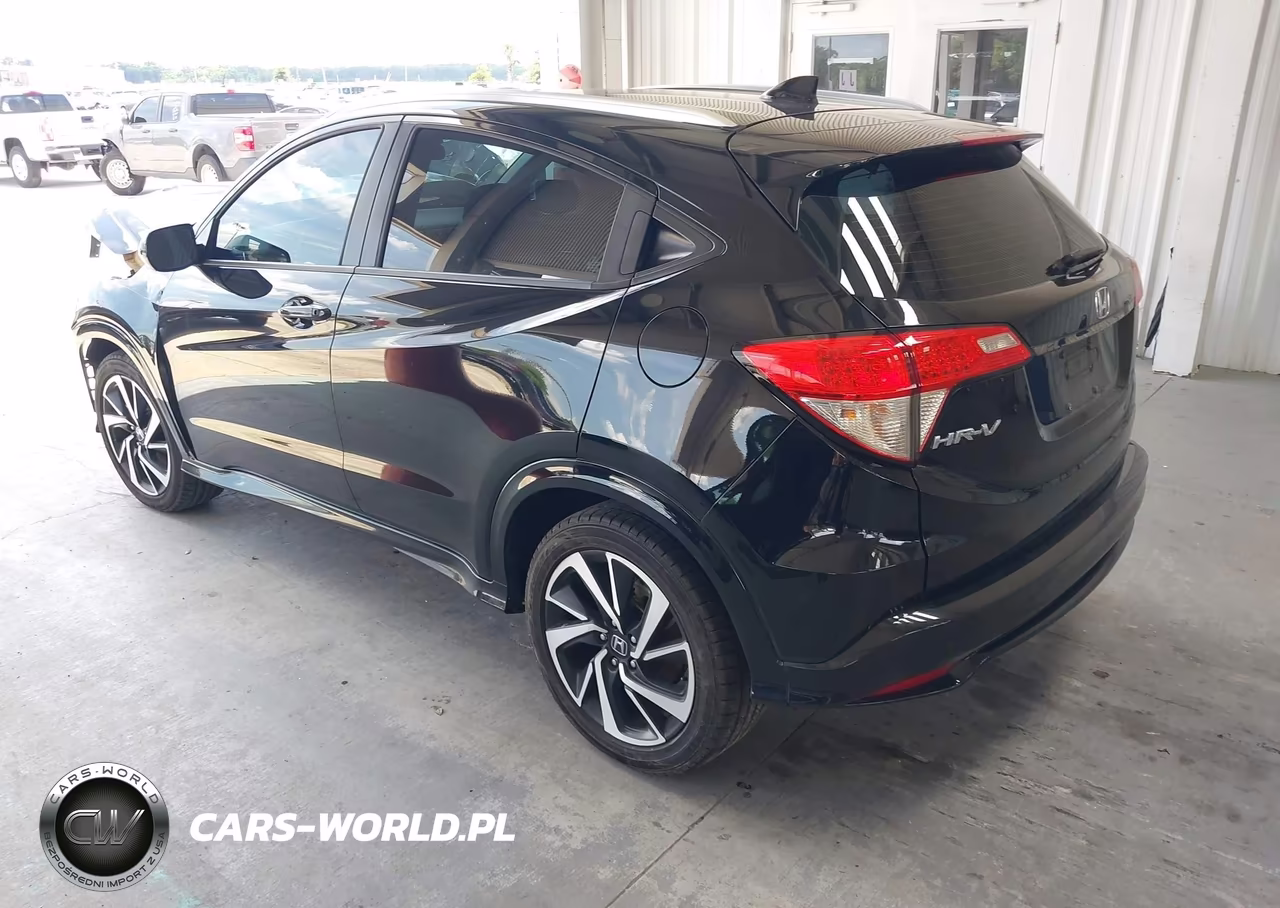 2019 Honda Hr-V Sport VIN:3CZRU6H18KG715032 - 3