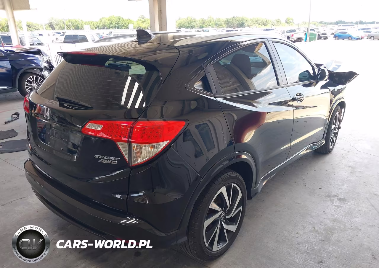 2019 Honda Hr-V Sport VIN:3CZRU6H18KG715032 - 4