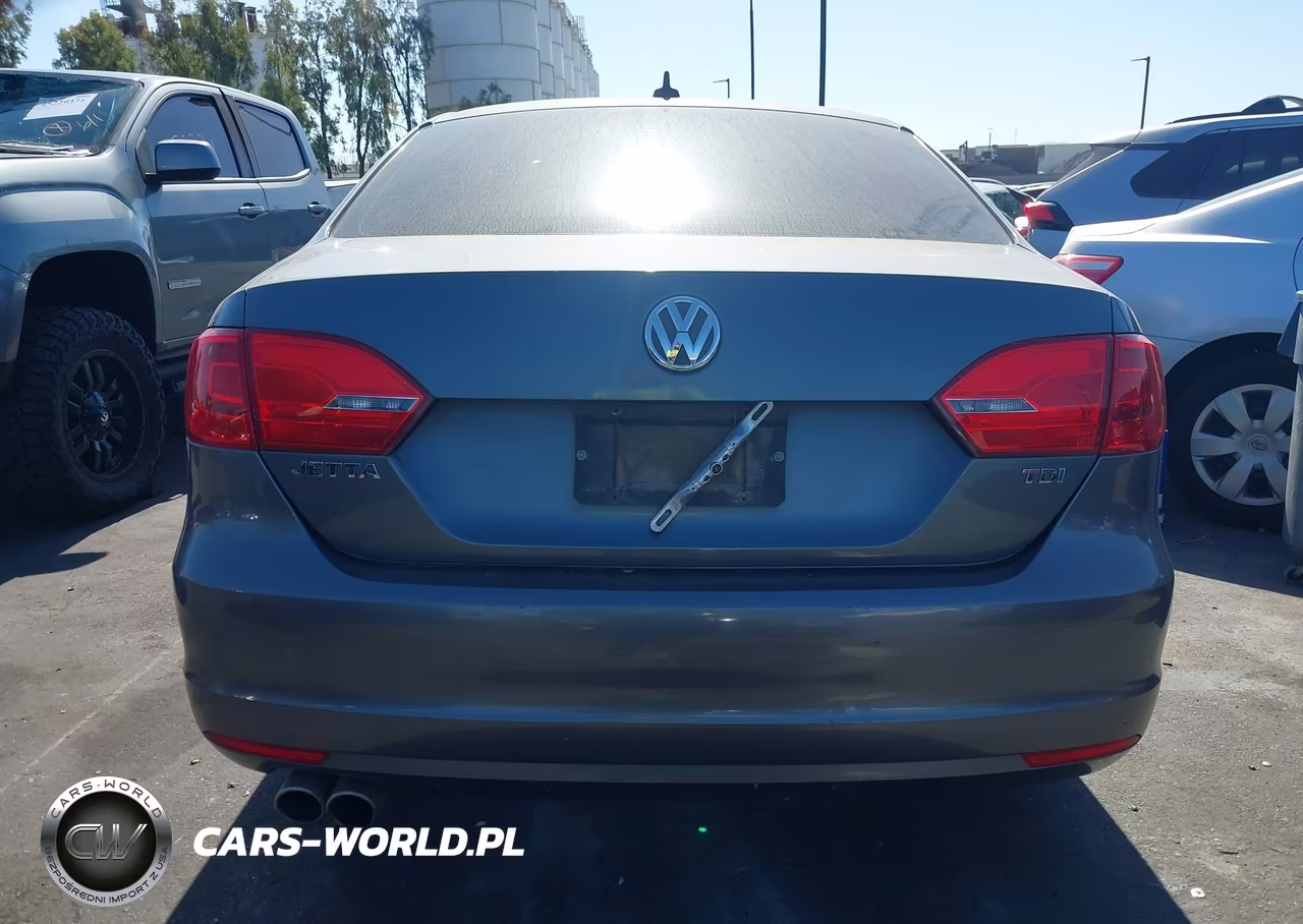 2011 Volkswagen Jetta 2.0L Tdi VIN:3VWLL7AJ6BM019833 - 13