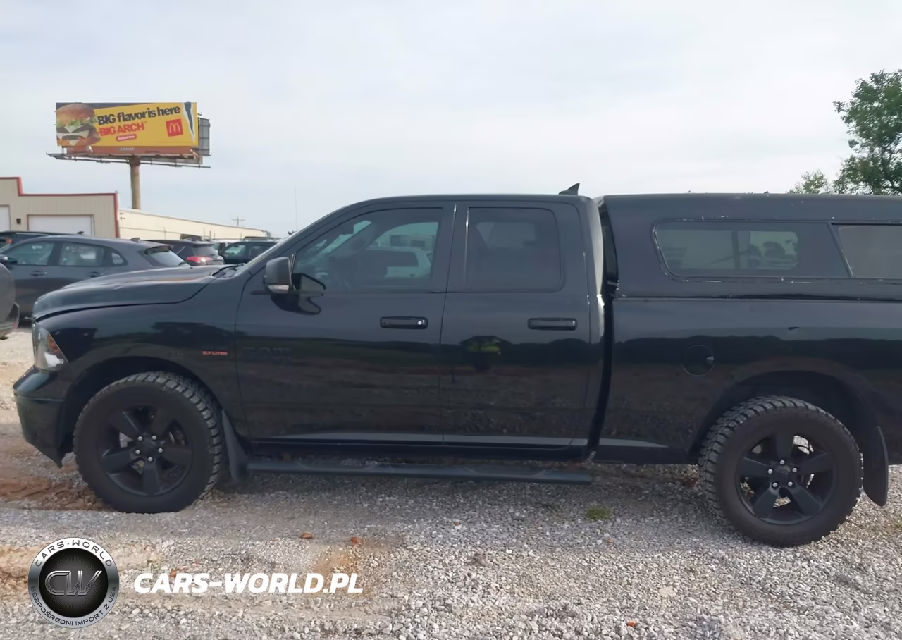 2018 Ram 1500 Big Horn 4X4 6'4 Box VIN:1C6RR7GT1JS344374 - 14
