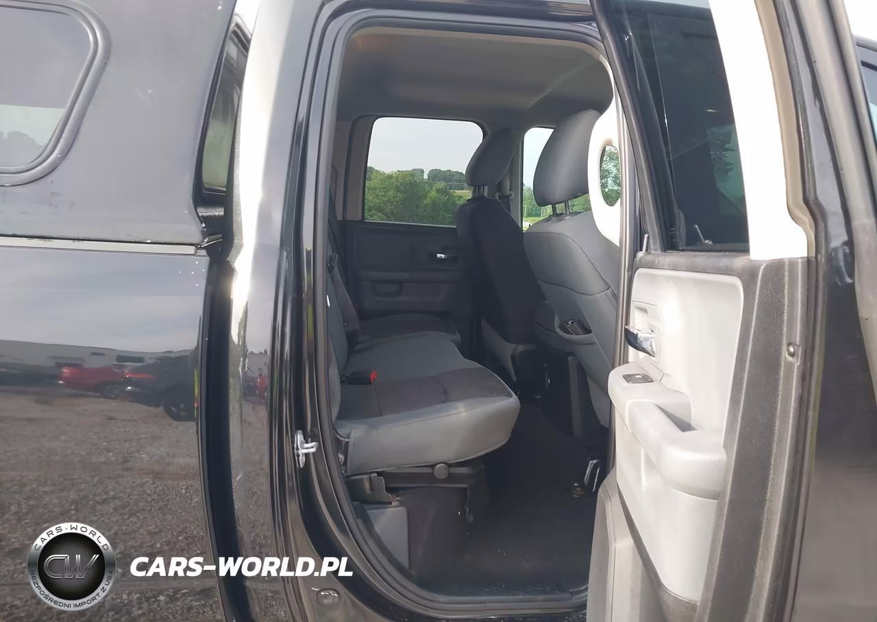 2018 Ram 1500 Big Horn 4X4 6'4 Box VIN:1C6RR7GT1JS344374 - 8