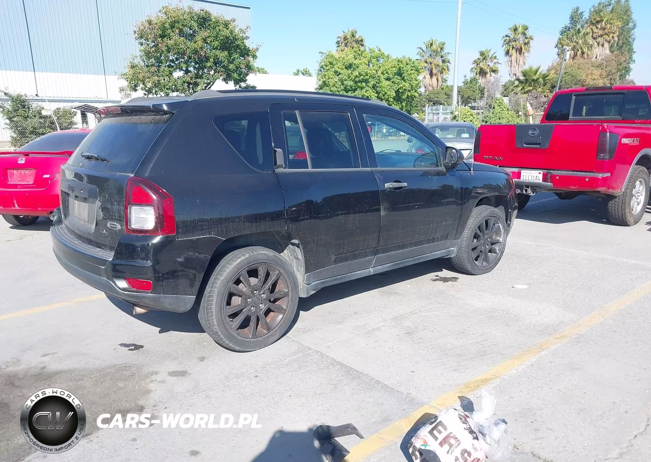 2015 Jeep Compass Altitude Edition VIN:1C4NJCBA3FD397344 - 4