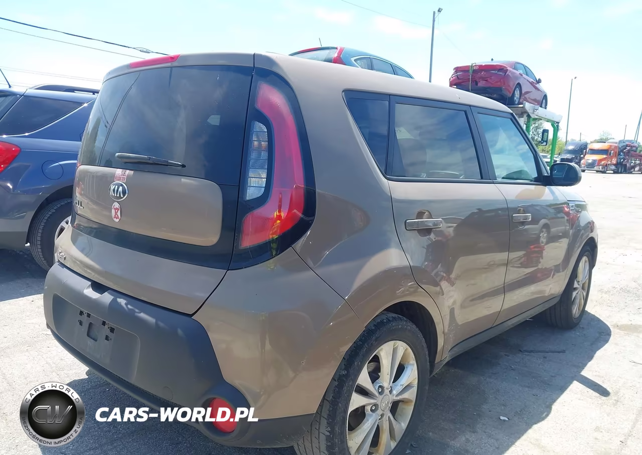 2015 Kia Soul + VIN:KNDJP3A59F7133545 - 4
