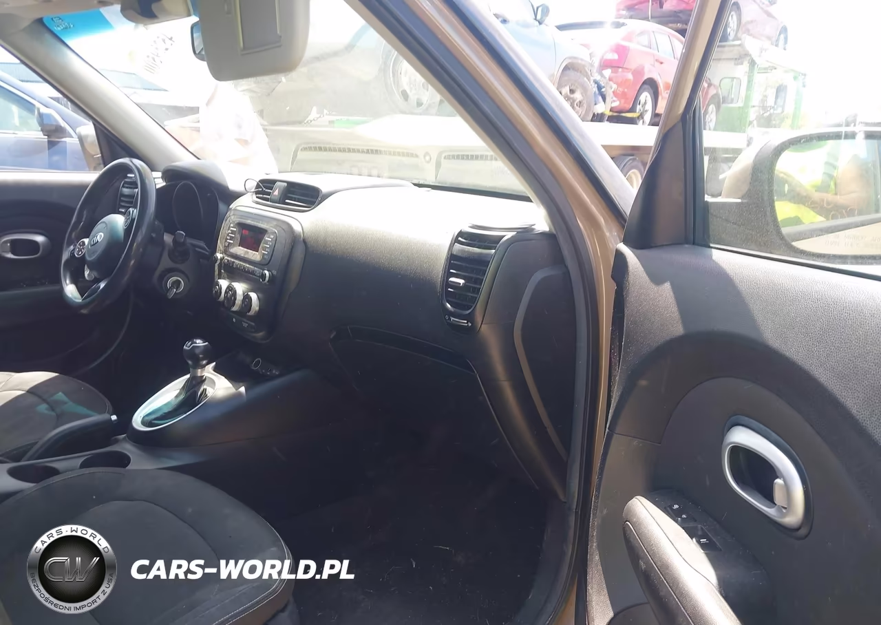 2015 Kia Soul + VIN:KNDJP3A59F7133545 - 5