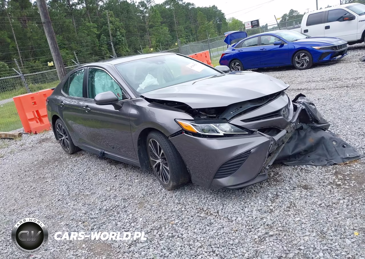 2019 Toyota Camry Se – zdjęcie 1 z 17