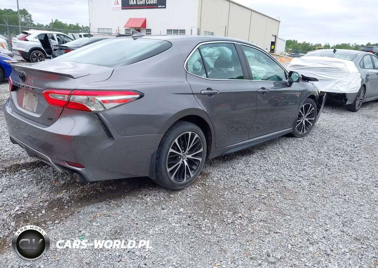 2019 Toyota Camry Se VIN:4T1B11HK7KU844996 - 4