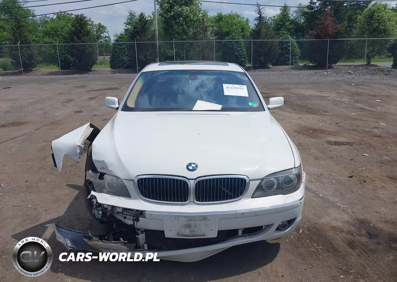 2007 BMW 750Li VIN:WBAHN835X7DT75064 - 12