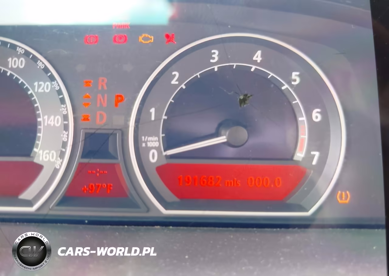 2007 BMW 750Li VIN:WBAHN835X7DT75064 - 15