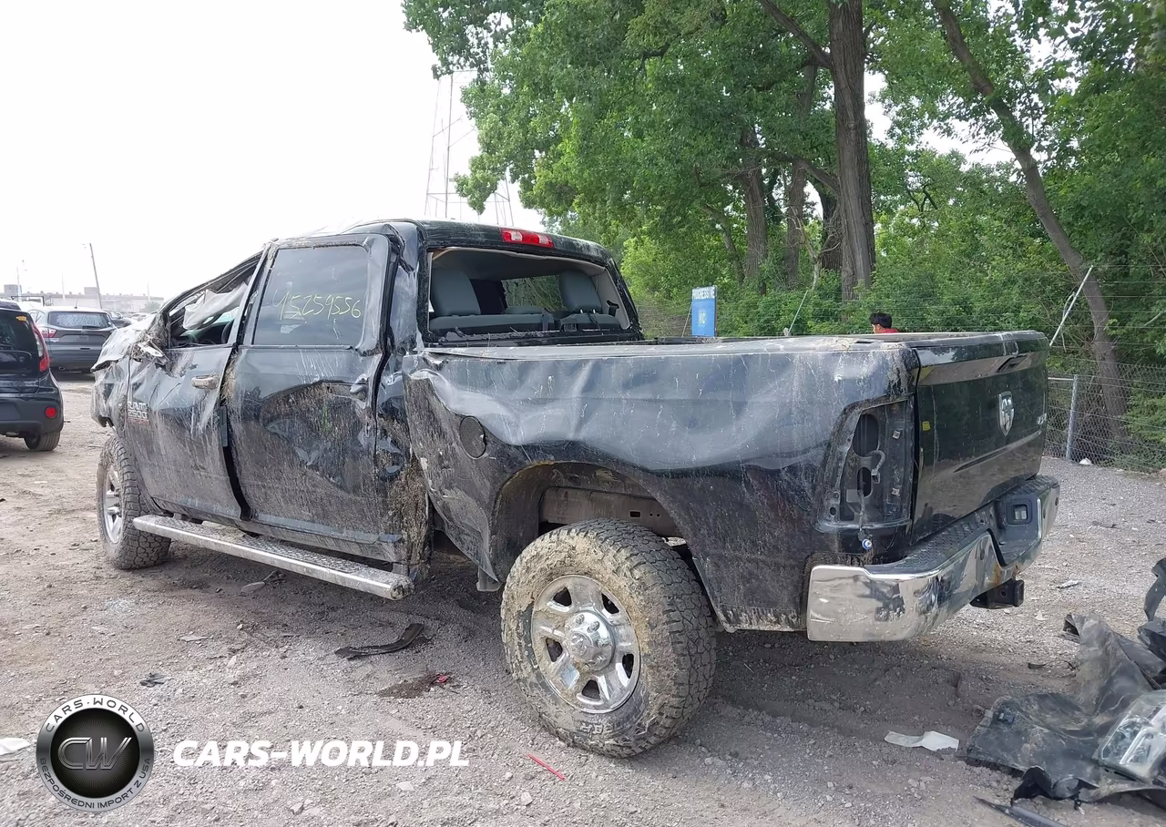 2015 Ram 2500 Tradesman VIN:3C6UR5CJ2FG710523 - 3