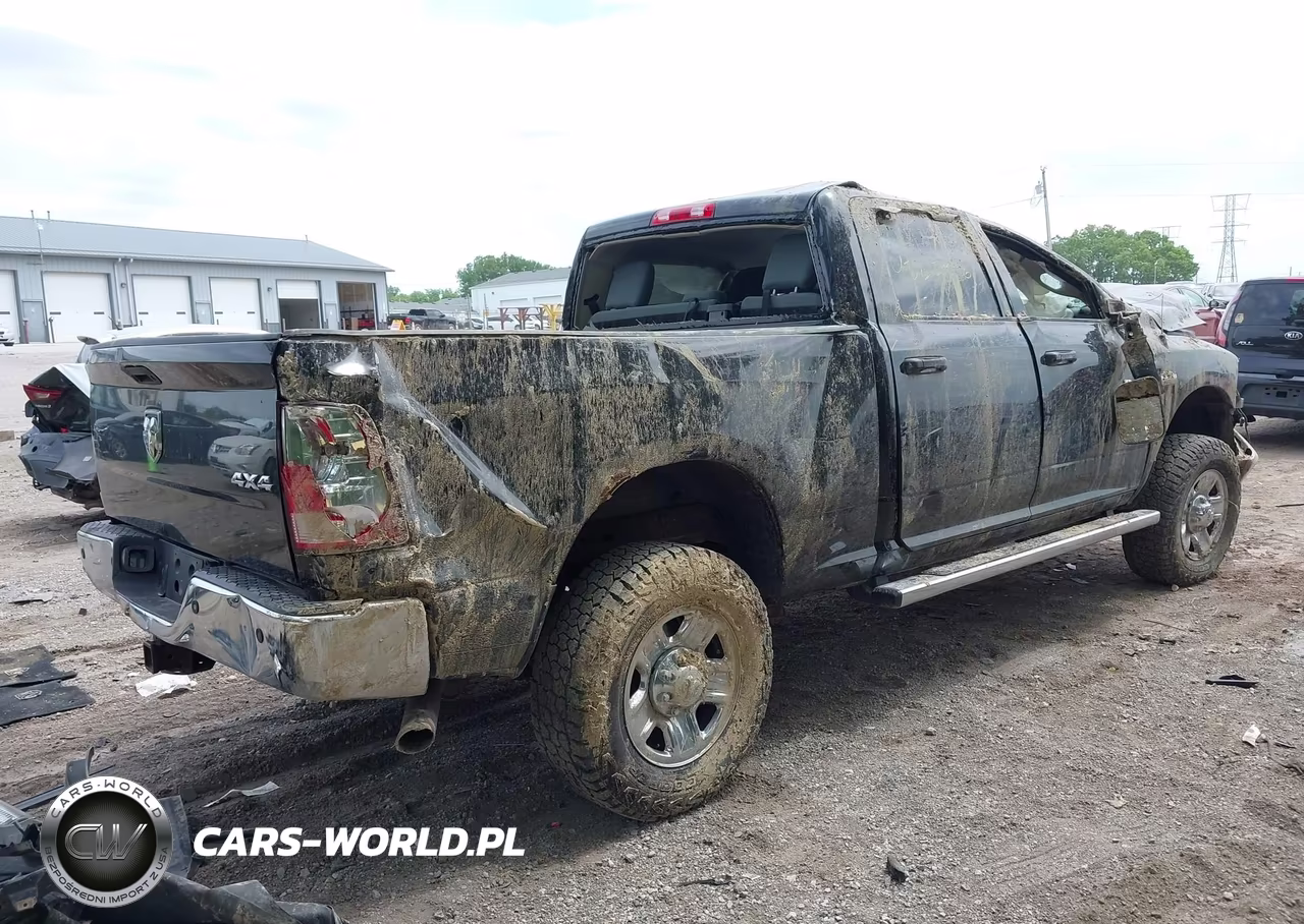 2015 Ram 2500 Tradesman VIN:3C6UR5CJ2FG710523 - 4