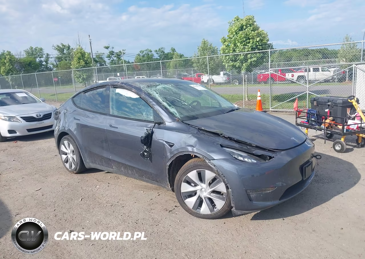 2023 Tesla Model Y Awd-Long Range Dual Motor All-Wheel Drive – zdjęcie 1 z 15