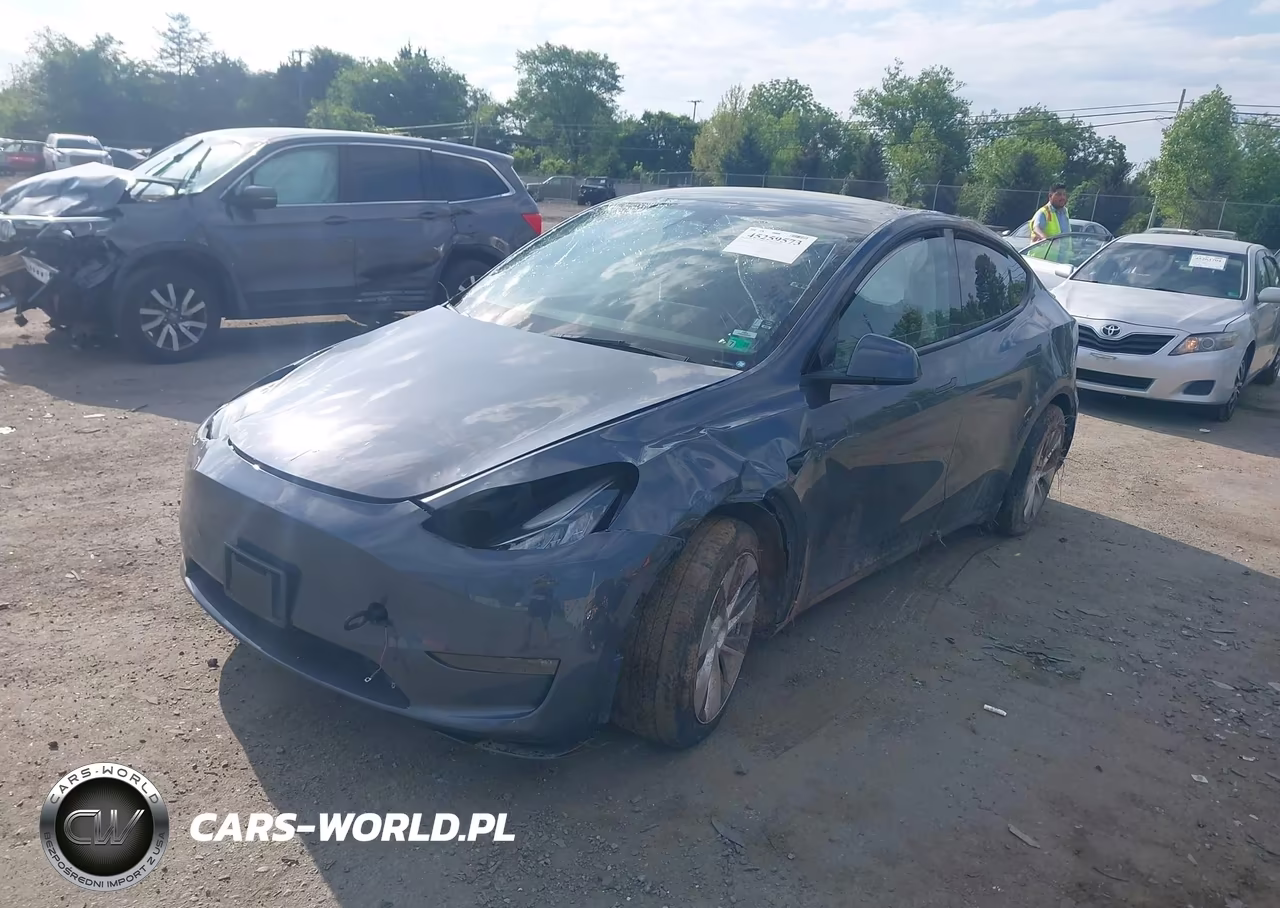 2023 Tesla Model Y Awd-Long Range Dual Motor All-Wheel Drive VIN:7SAYGDEE1PA092029 - 2