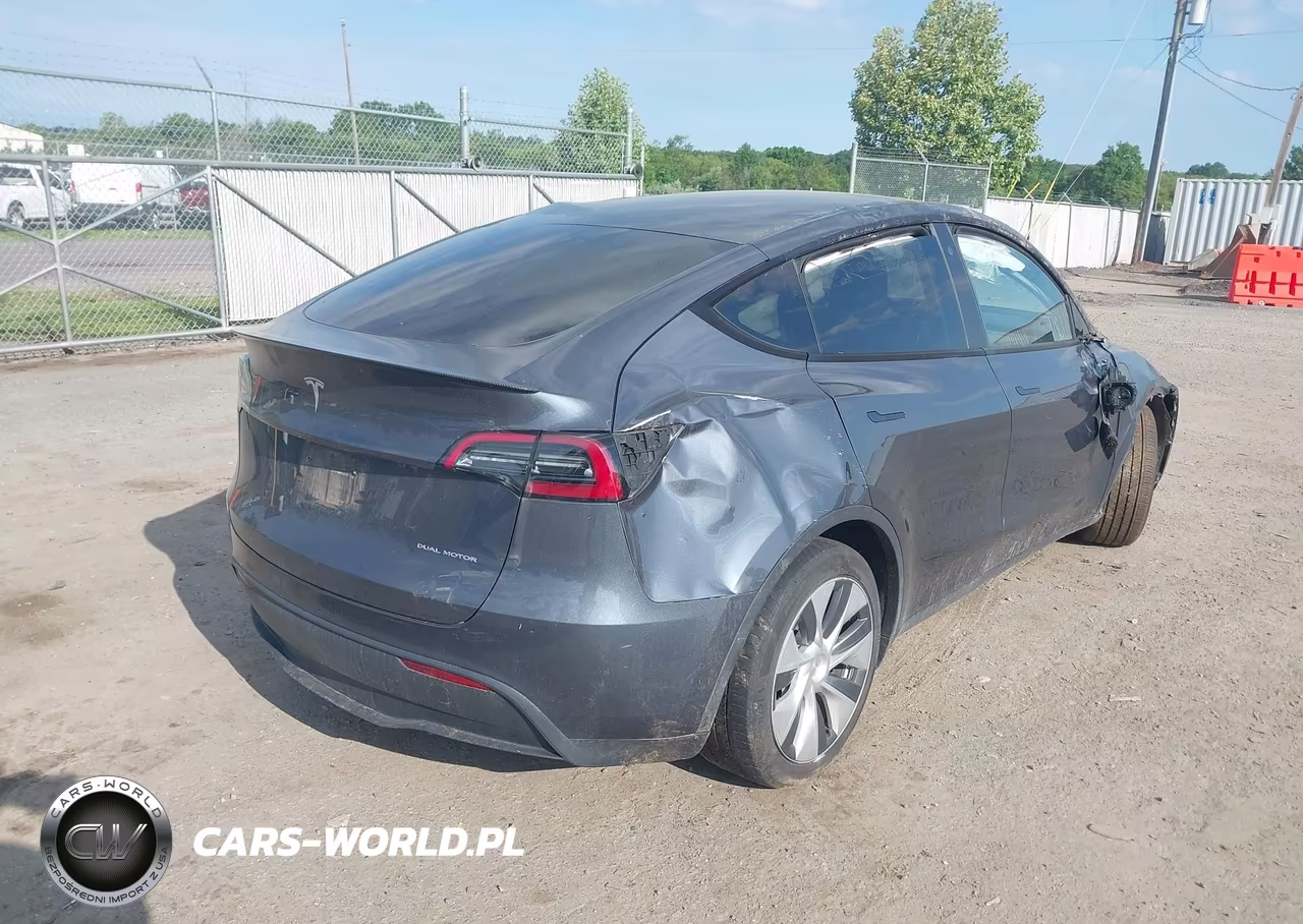 2023 Tesla Model Y Awd-Long Range Dual Motor All-Wheel Drive VIN:7SAYGDEE1PA092029 - 4