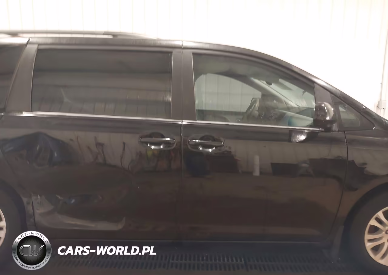 2013 Toyota Sienna Xle V6 8 Passenger VIN:5TDYK3DC3DS299845 - 13