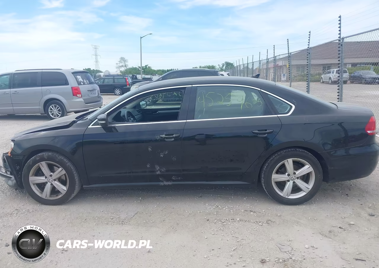2015 Volkswagen Passat 1.8T Limited Edition VIN:1VWAS7A30FC078198 - 14