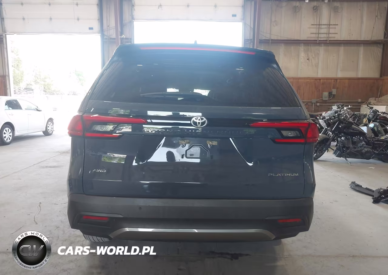 2024 Toyota Grand Highlander Platinum VIN:5TDAAAB51RS043885 - 17
