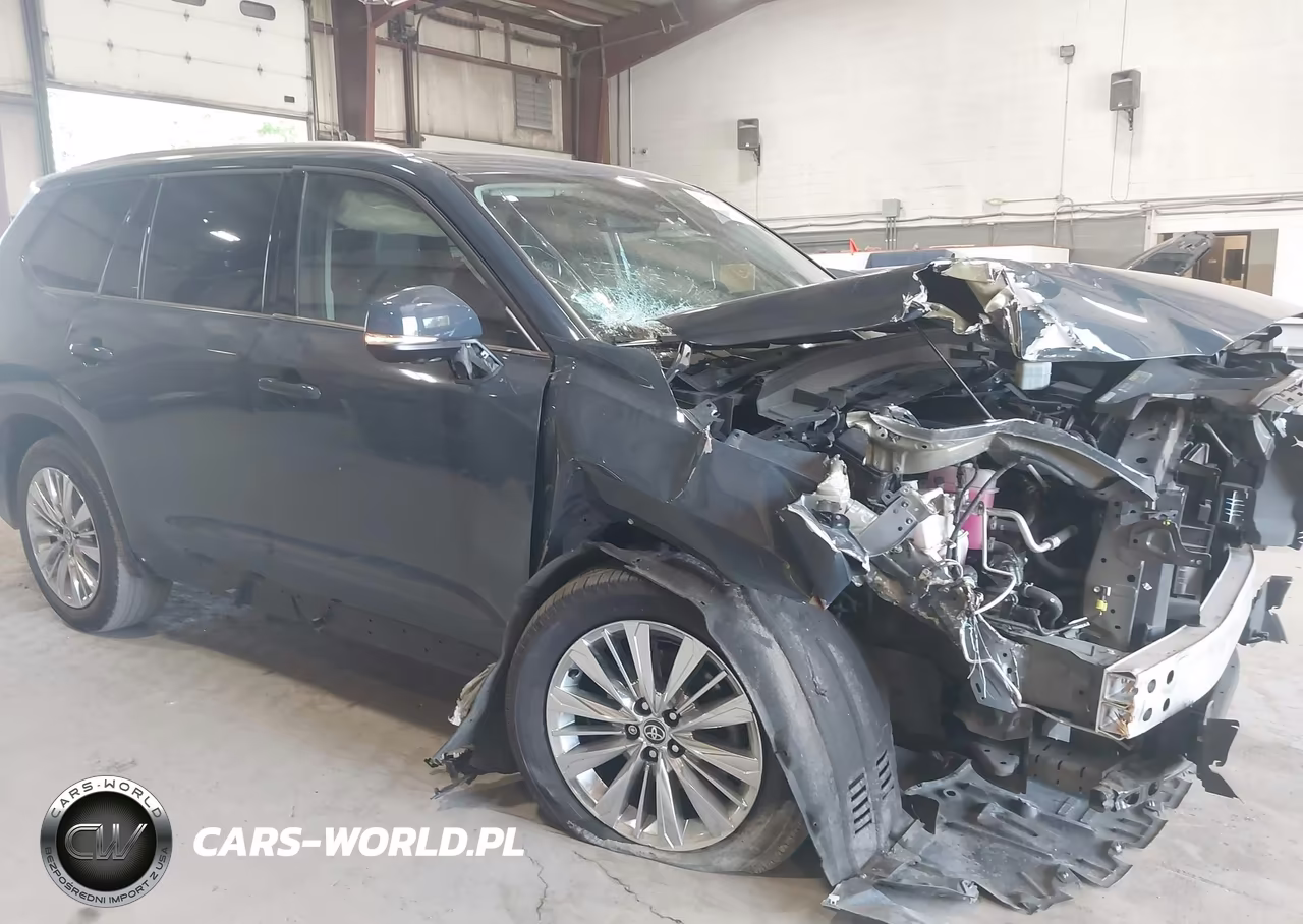 2024 Toyota Grand Highlander Platinum VIN:5TDAAAB51RS043885 - 18