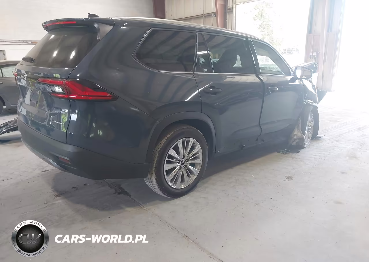 2024 Toyota Grand Highlander Platinum VIN:5TDAAAB51RS043885 - 4