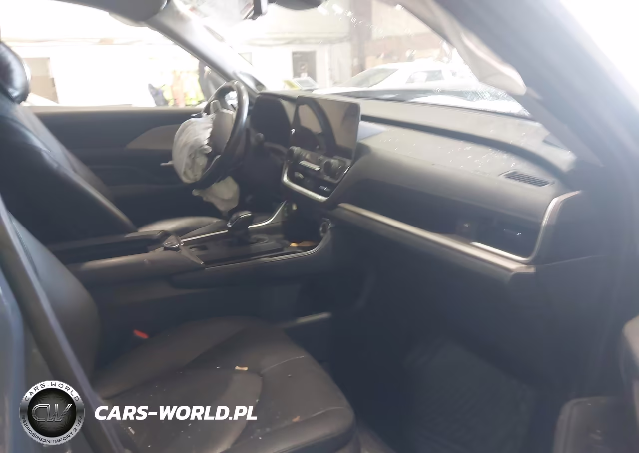 2024 Toyota Grand Highlander Platinum VIN:5TDAAAB51RS043885 - 5