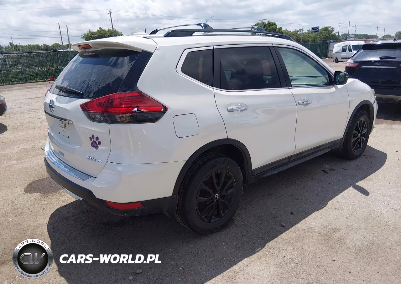 2017 Nissan Rogue Sv VIN:5N1AT2MV4HC895818 - 4