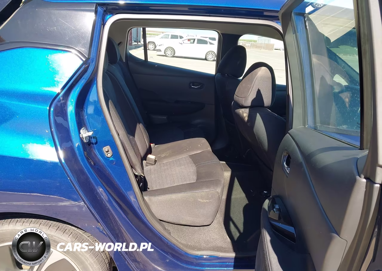 2018 Nissan Leaf Sv VIN:1N4AZ1CP5JC306948 - 8