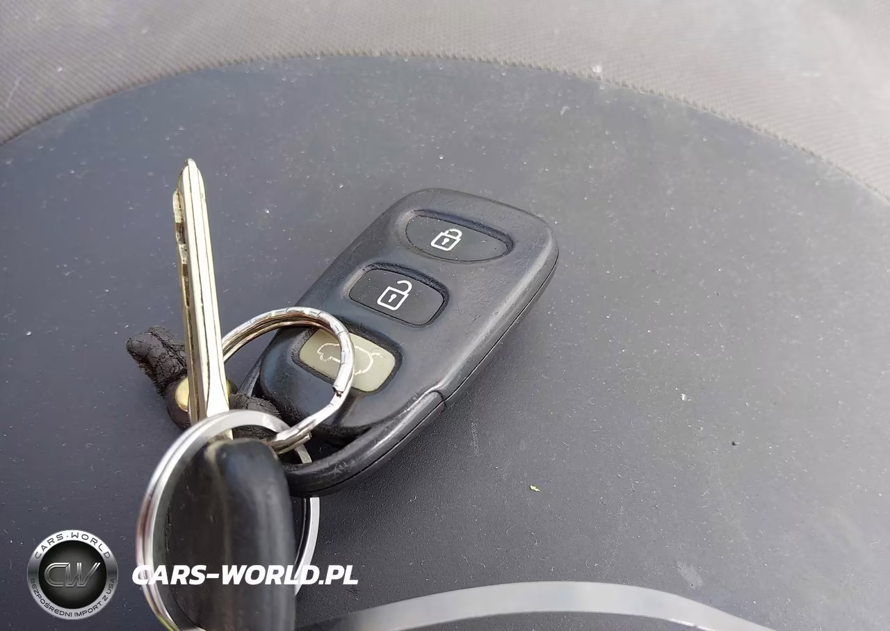 2010 Hyundai Elantra Touring Gls VIN:KMHDB8AE9AU072759 - 11