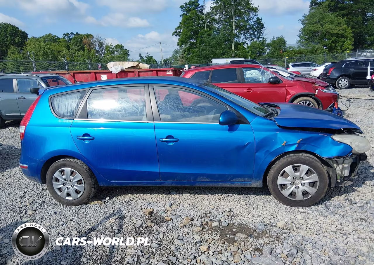 2010 Hyundai Elantra Touring Gls VIN:KMHDB8AE9AU072759 - 13