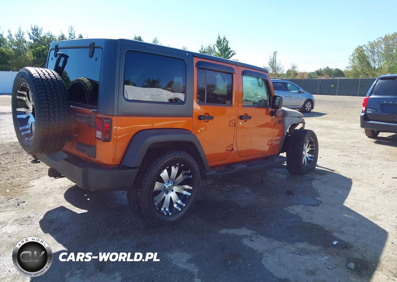 2011 Jeep Wrangler Unlimited Sport VIN:1J4BA3H12BL528350 - 4