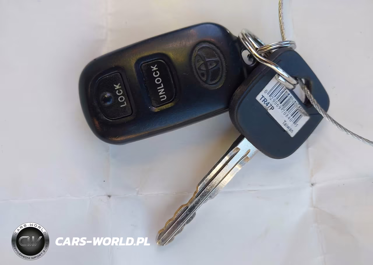 2000 Toyota Camry Le V6 VIN:JT2BF28K8Y0240166 - 11
