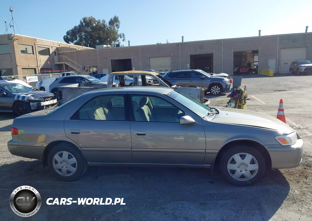2000 Toyota Camry Le V6 VIN:JT2BF28K8Y0240166 - 13