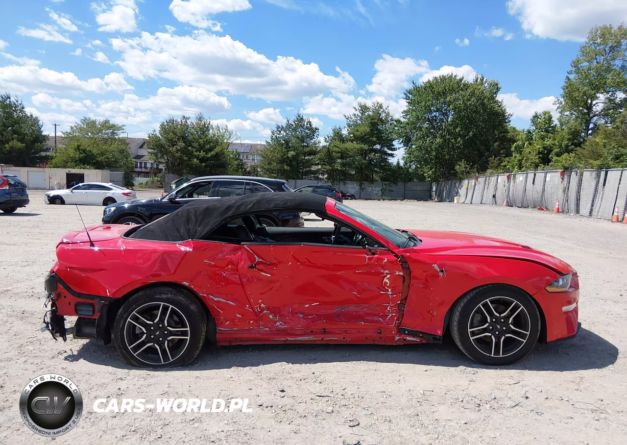 2020 Ford Mustang Ecoboost Premium VIN:1FATP8UH9L5113093 - 14