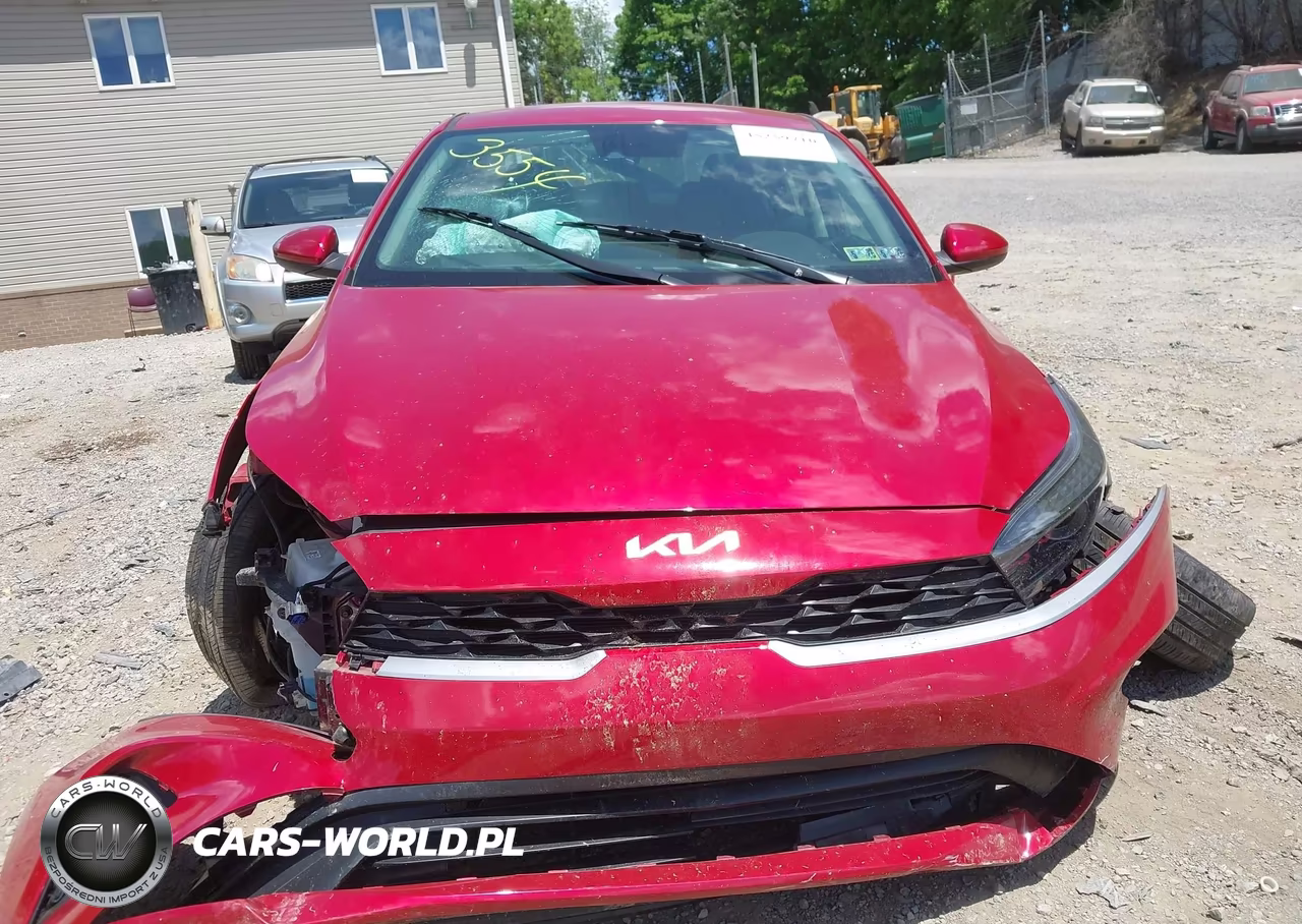 2024 Kia Forte Lxs VIN:3KPF24AD1RE753554 - 12