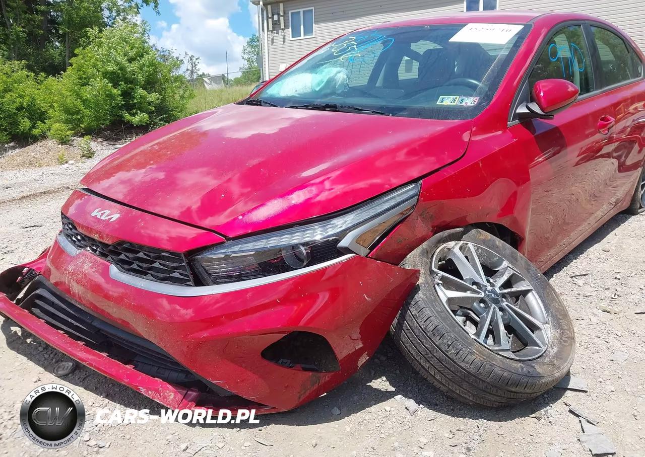 2024 Kia Forte Lxs VIN:3KPF24AD1RE753554 - 6